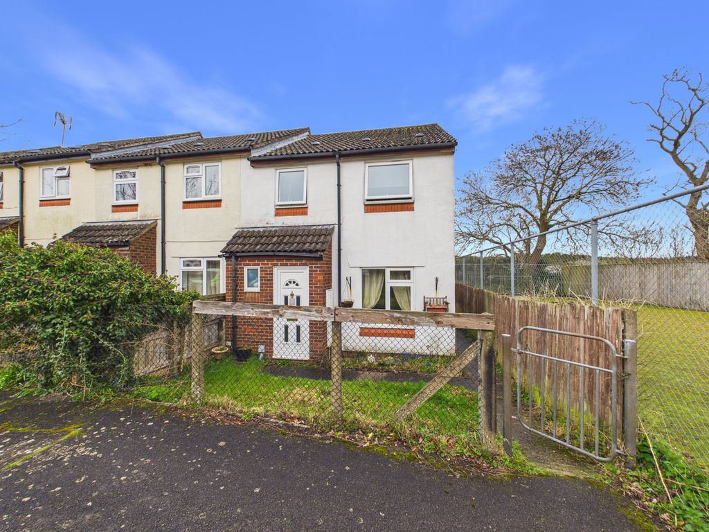 Property photo 1 of 9