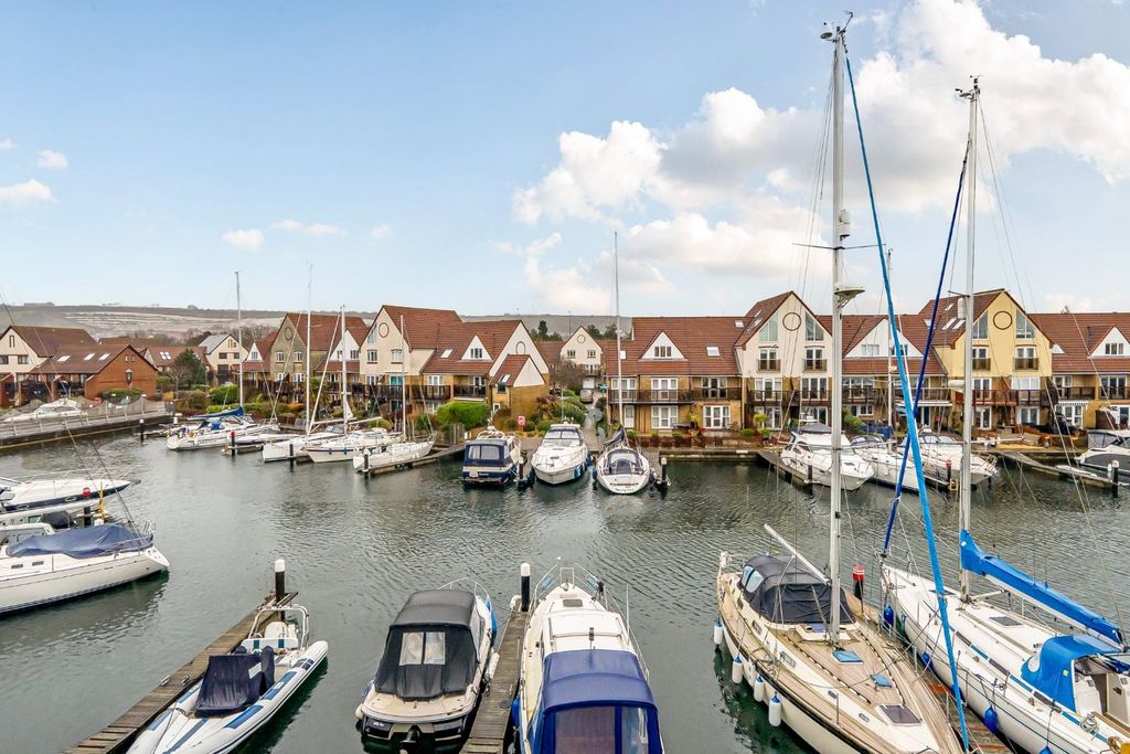 Property photo 3 of 22 1402461-4-6970E06A6E250.Jpg