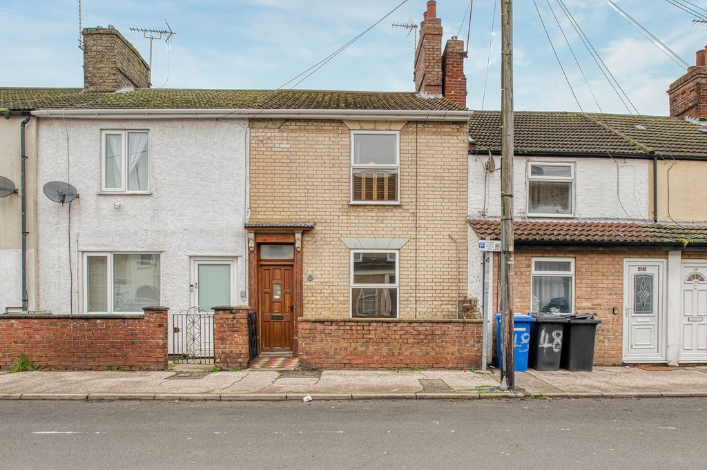 Property photo 1 of 16