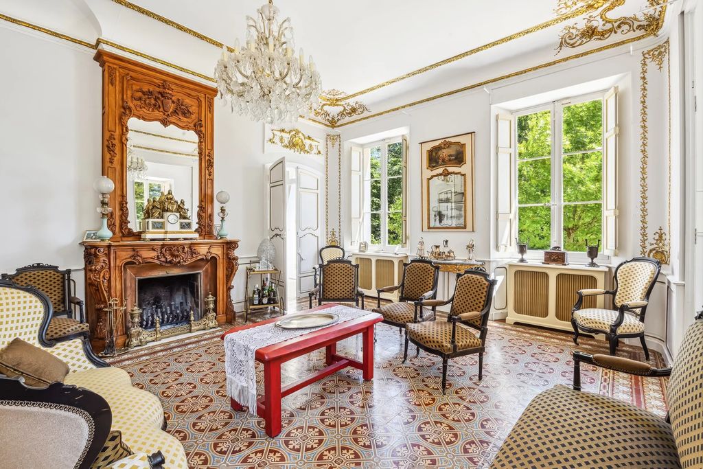 Property photo 2 of 21