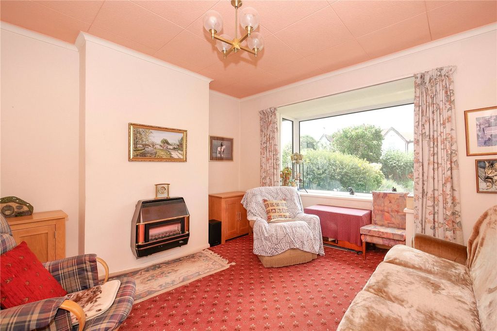 Property photo 2 of 16 Picture No. 02