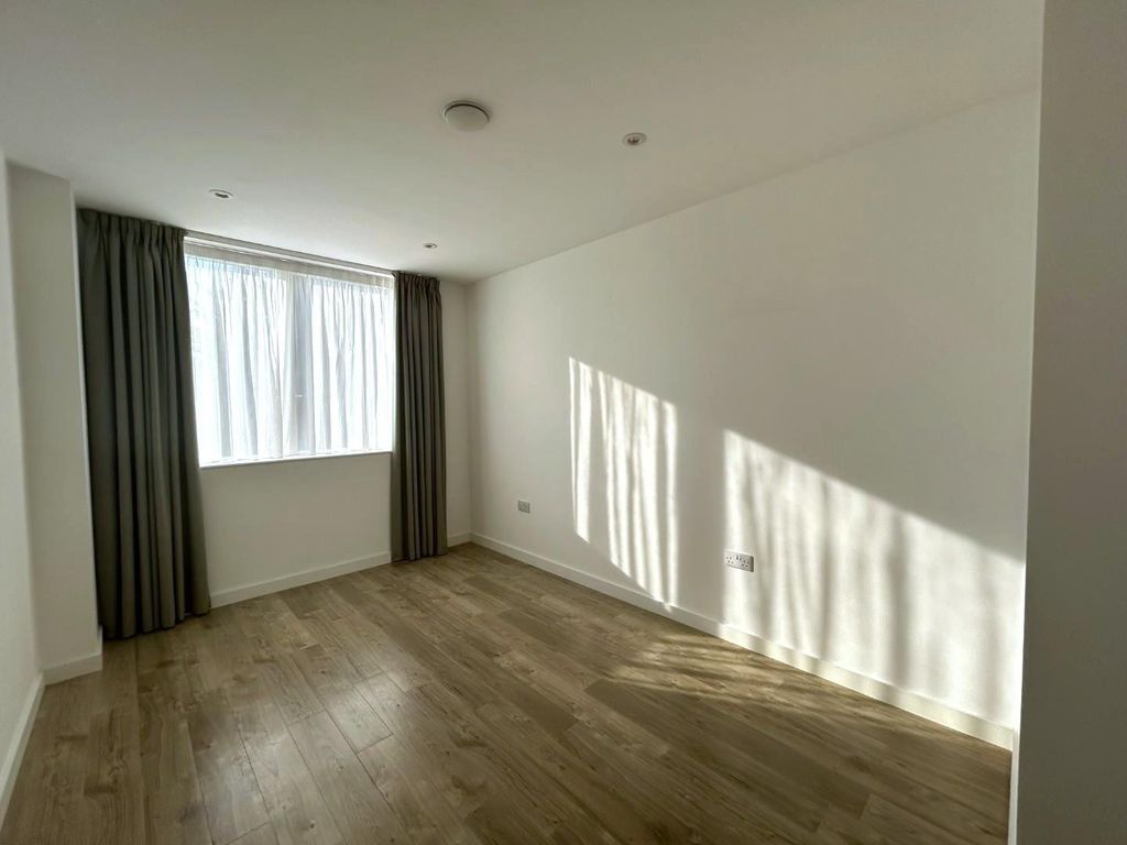 Property photo 3 of 7 13.Jpg