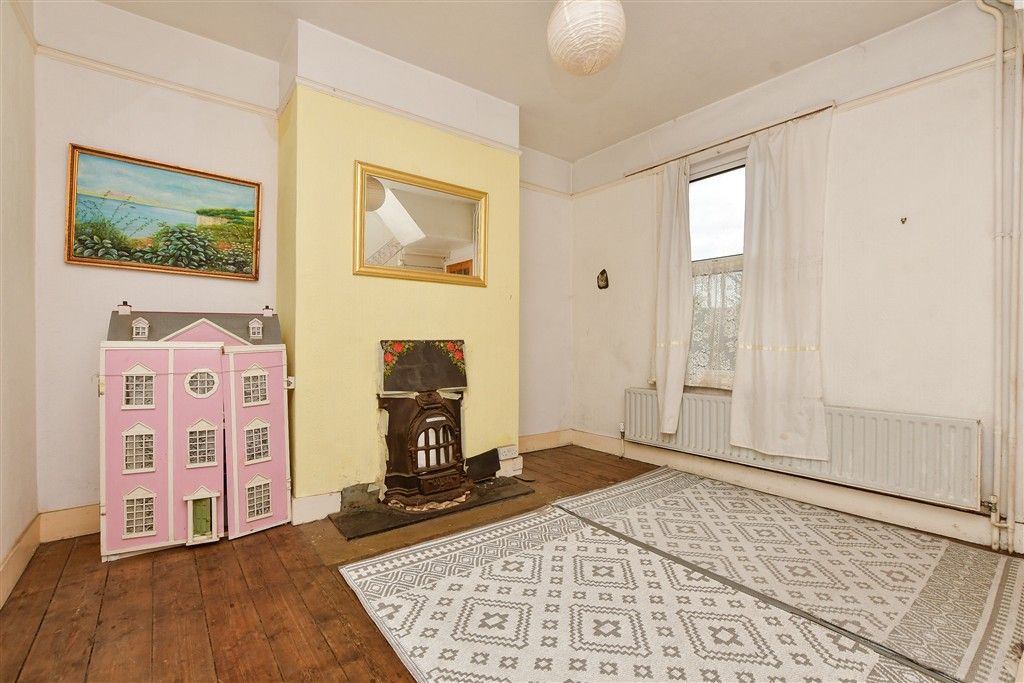 Property photo 2 of 14 Dining Room