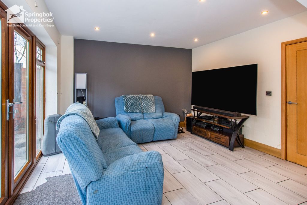 Property photo 2 of 15 Image 2