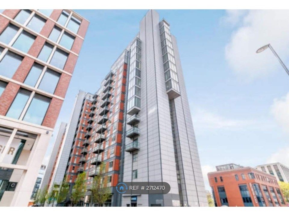 Property photo 1 of 10 6th Floor Flat