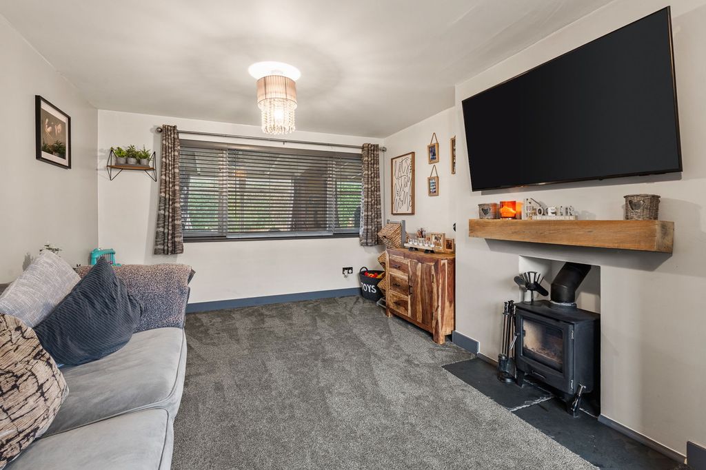 Property photo 3 of 20