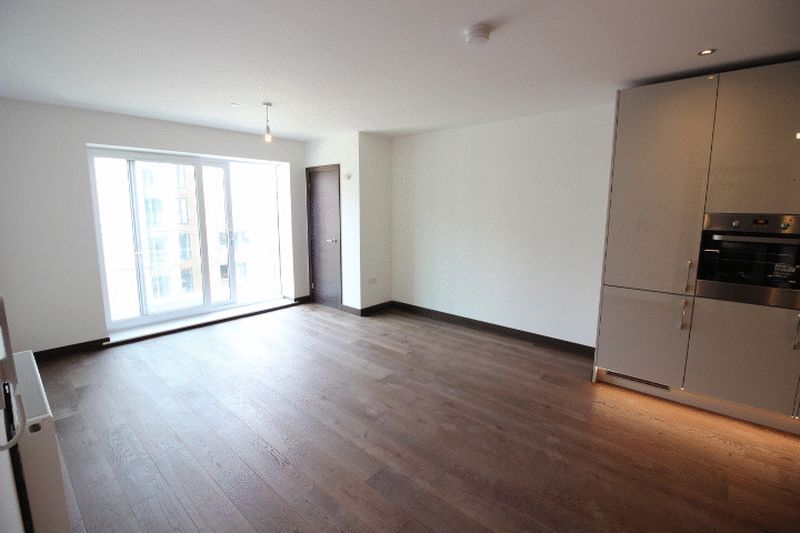 Property photo 3 of 10 Photo 5