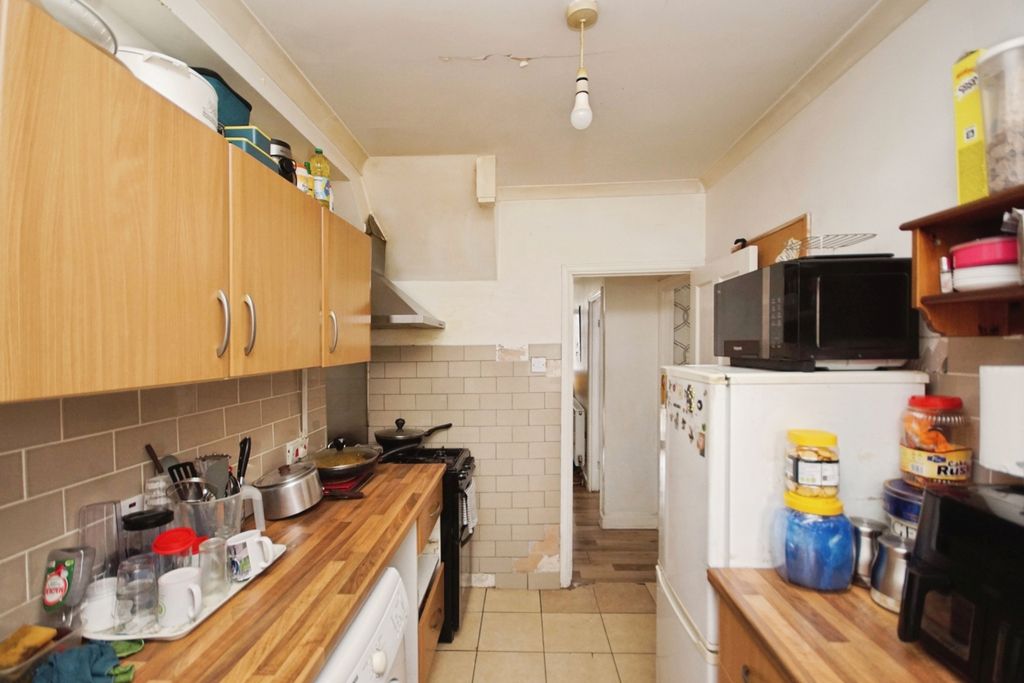 Property photo 3 of 17 Photo