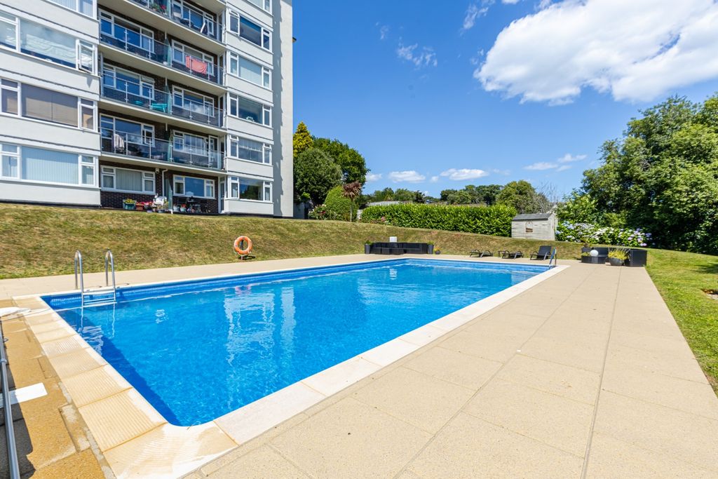 Property photo 1 of 16 A04 - Flat 28, Holme Court Warrberry Road Torquay