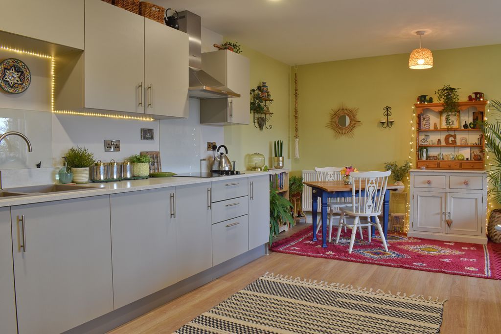 Property photo 2 of 15 Photo 5