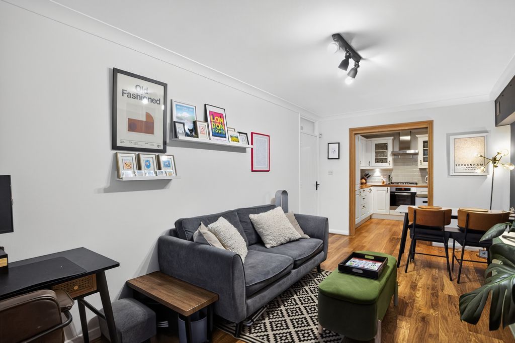 Property photo 3 of 16 Open Plan Living