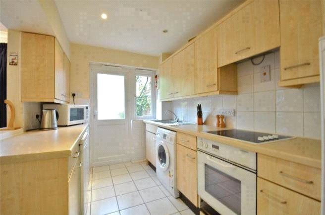 Property photo 3 of 8 Kitchen