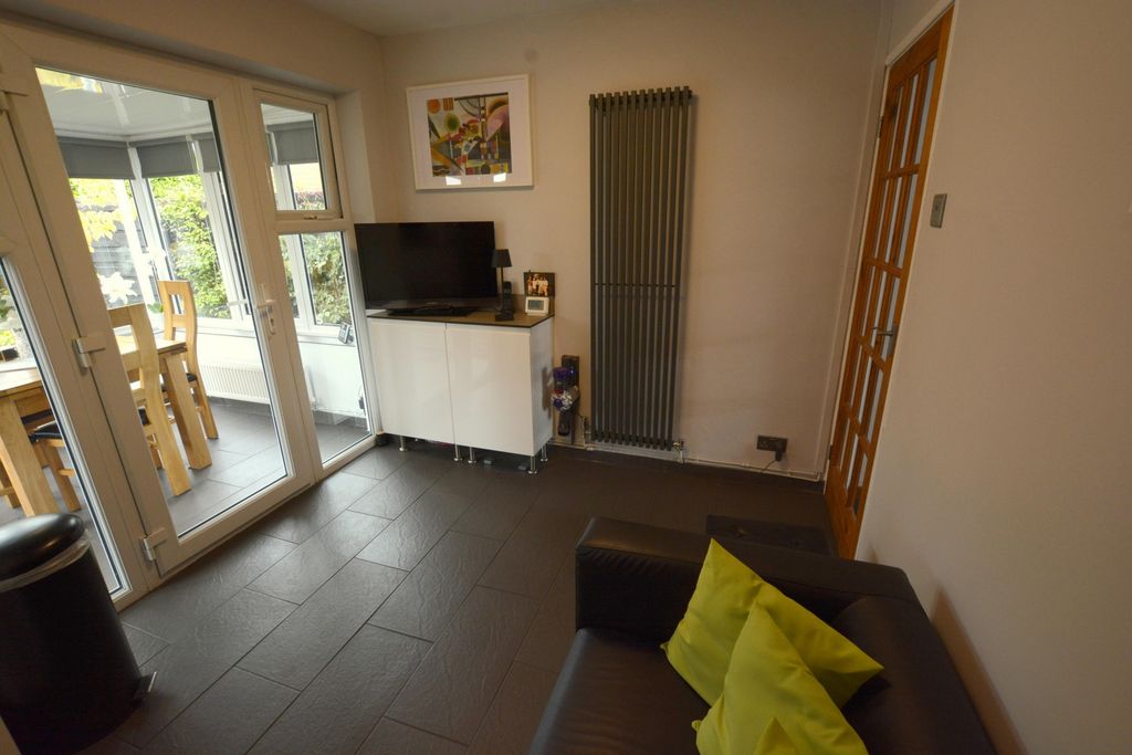 Property photo 3 of 18 Photo 14