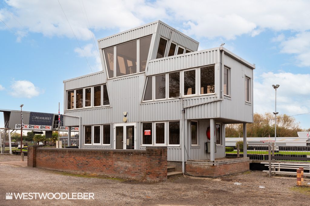 Property photo 2 of 2 Ryehouse_2