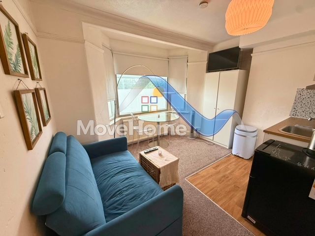 Property photo 1 of 3