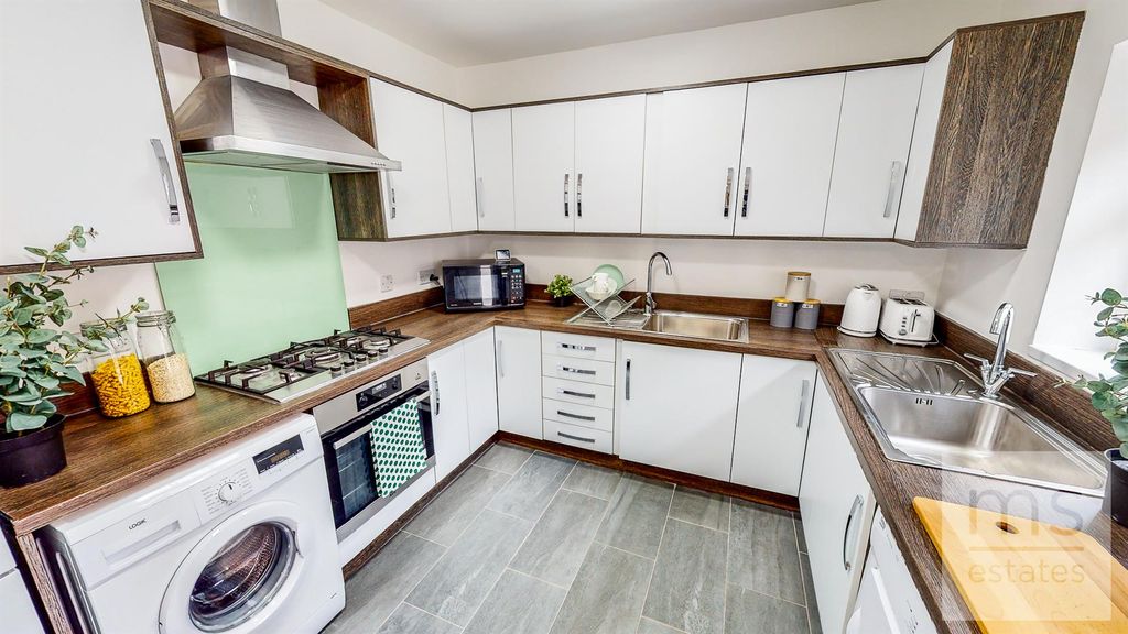 Property photo 1 of 14 26-Bute-Avenue-09092022_103418.Jpg