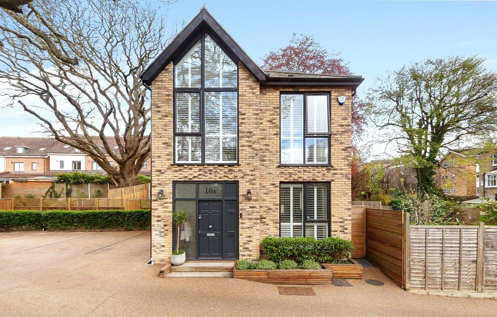 Property photo 1 of 34