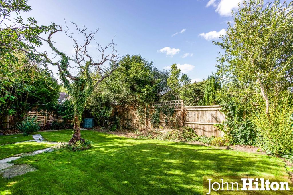 Property photo 2 of 26 Braybon Avenue-10.Jpg