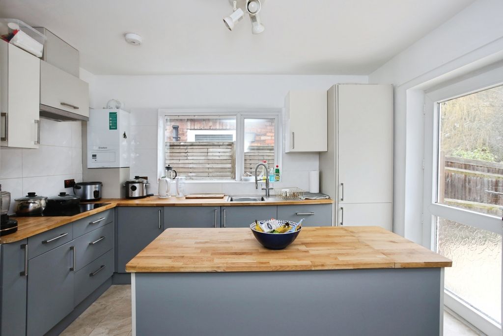 Property photo 2 of 14 Pbox-Img.Jpg