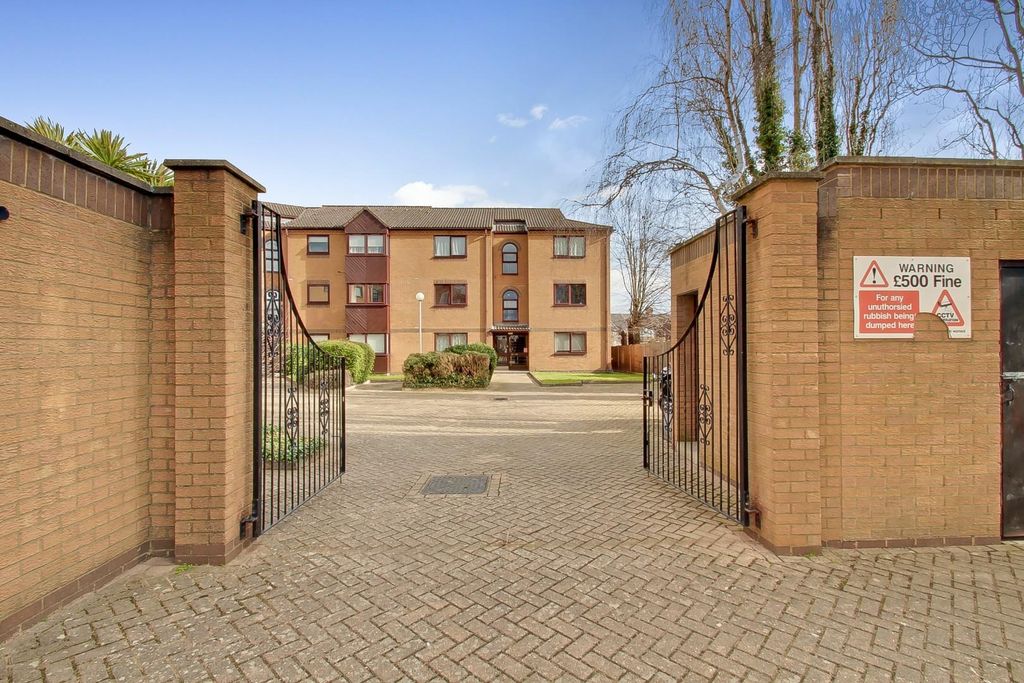 Property photo 2 of 11 Img_3410-Img_3412.Jpg