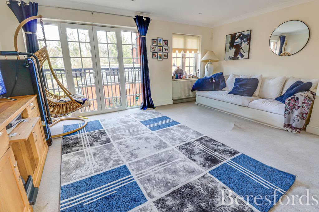 Property photo 2 of 12 Picture No. 08