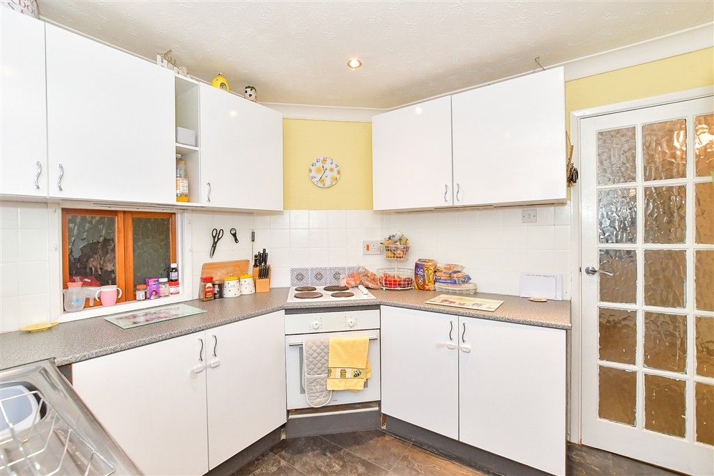 Property photo 3 of 13 Kitchen