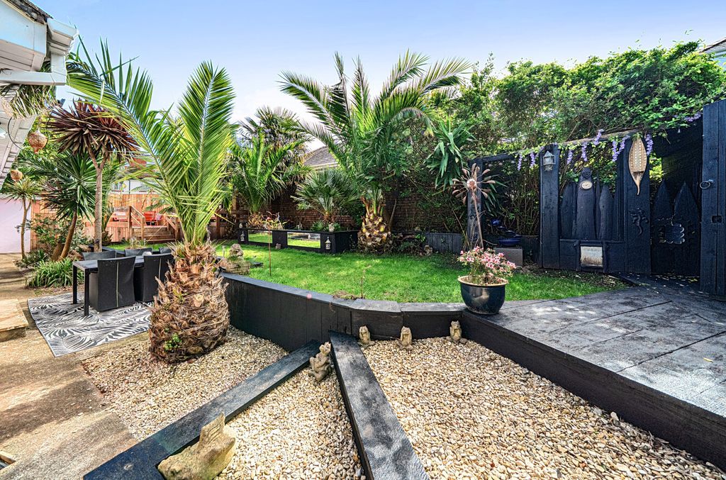 Property photo 2 of 36 1434160-10-69Ca77...