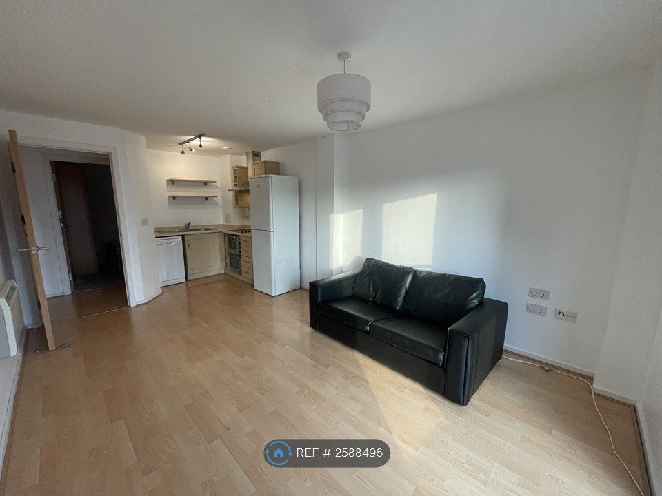 Property photo 2 of 12 Open Plan Livingroom And Kitchen