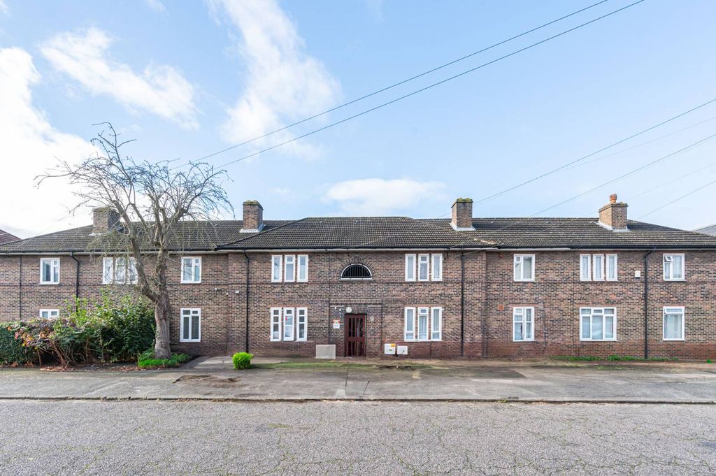 Property photo 2 of 7