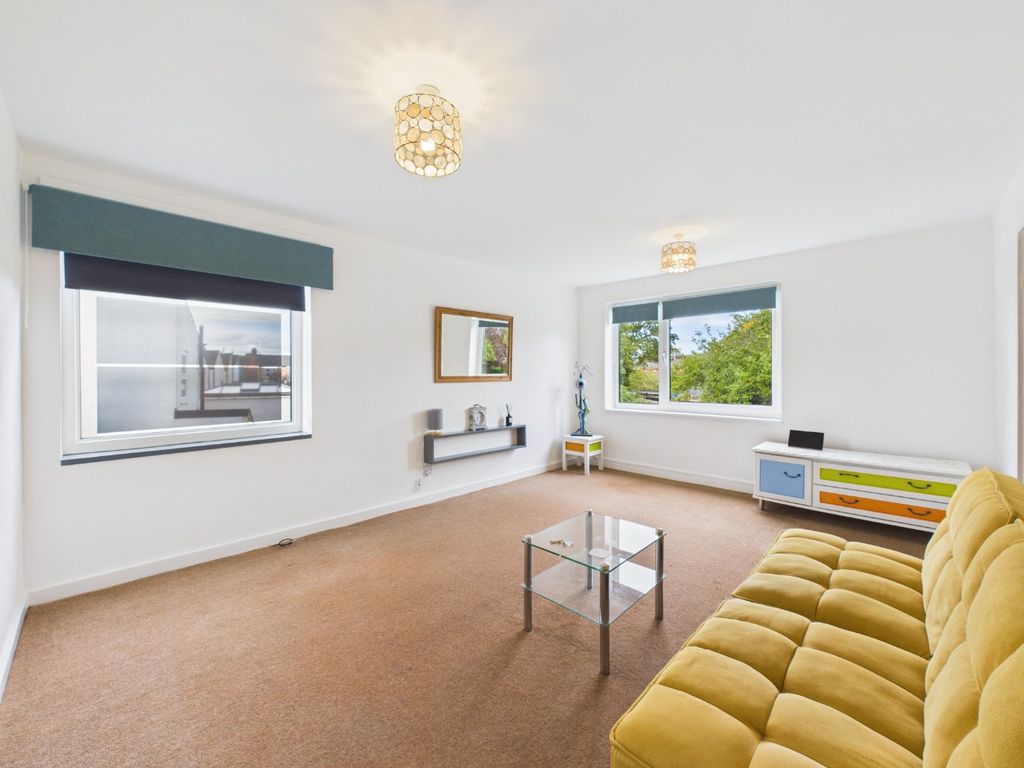 Property photo 2 of 7 4595795