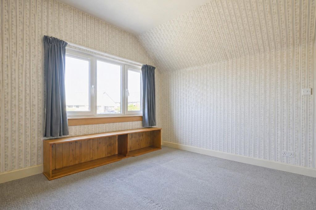 Additional image 16 of 3 bed detached house for saleCorsie Avenue, Perth PH2