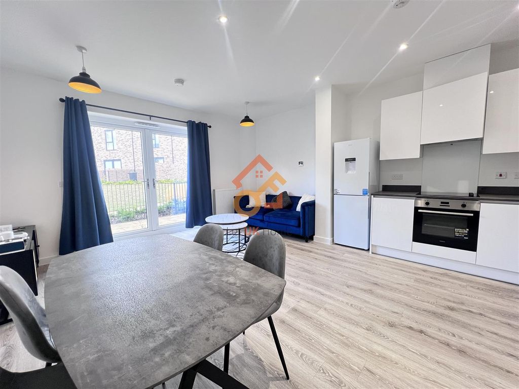 Property photo 3 of 45 2.Jpg