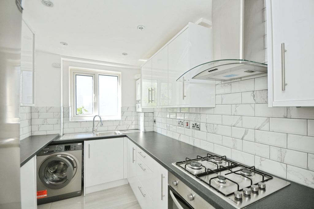 Property photo 2 of 13 Photo