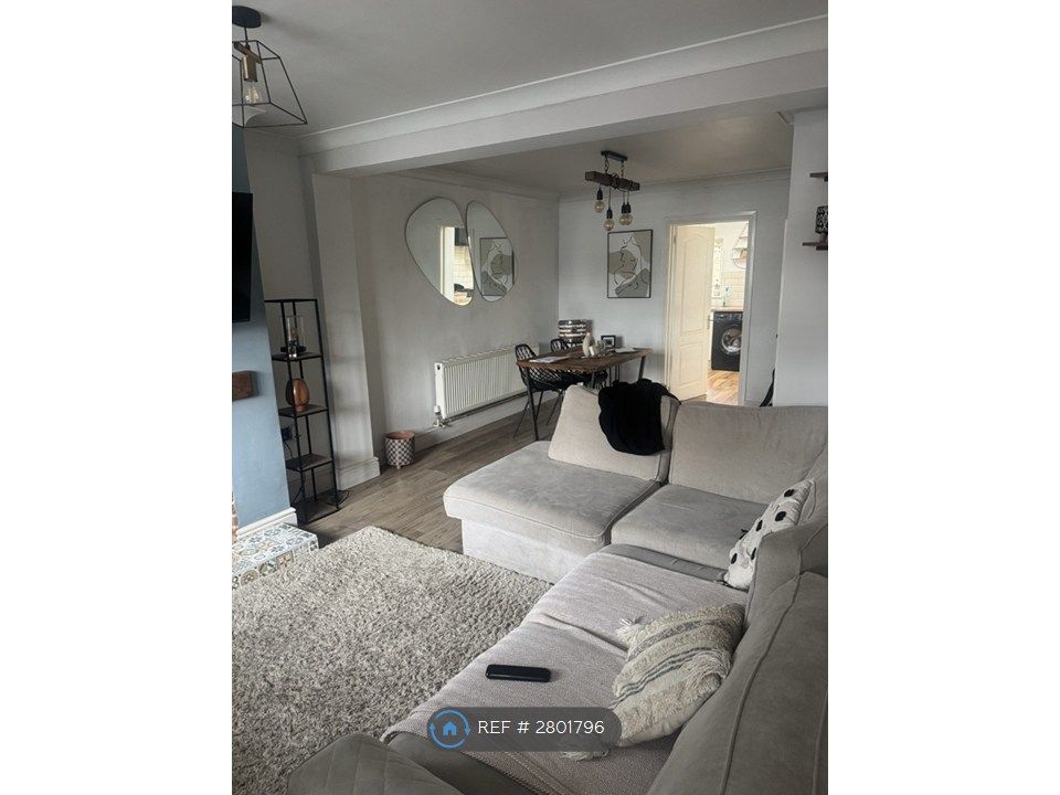 Property photo 3 of 3