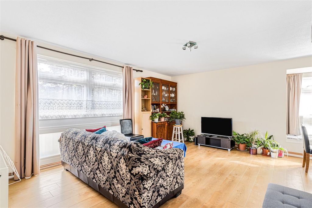 Property photo 1 of 13 9_92108.Jpg