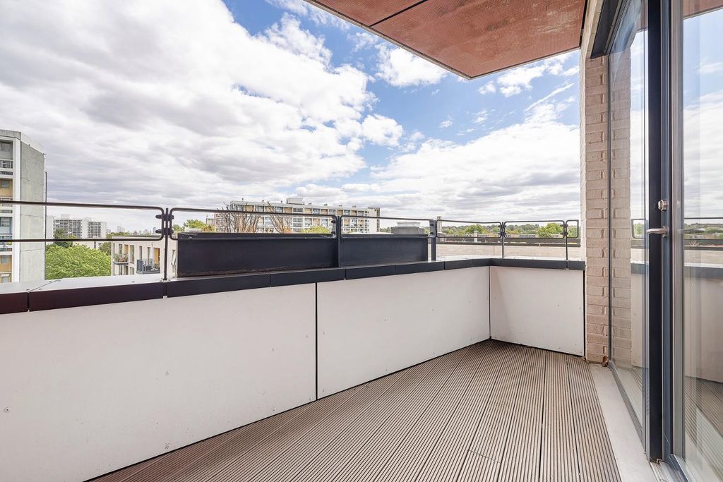 Property photo 2 of 15 Terrace.Jpg