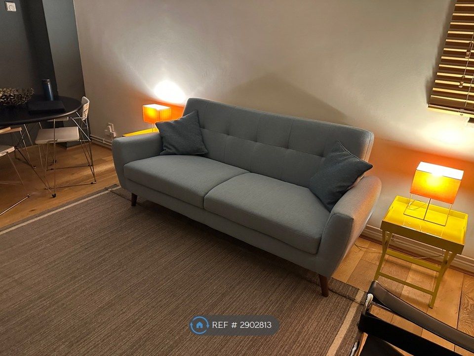 Property photo 3 of 19 Living Room 3