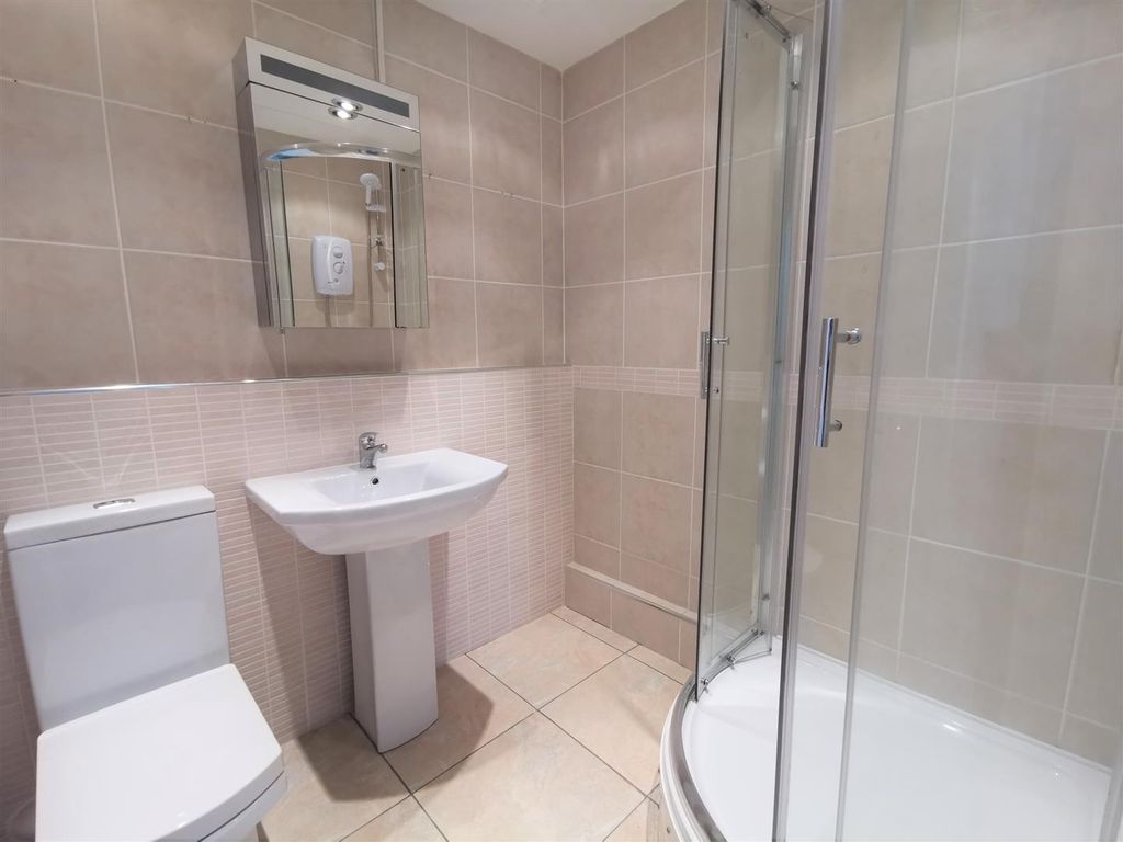 Property photo 3 of 5 Property Photo