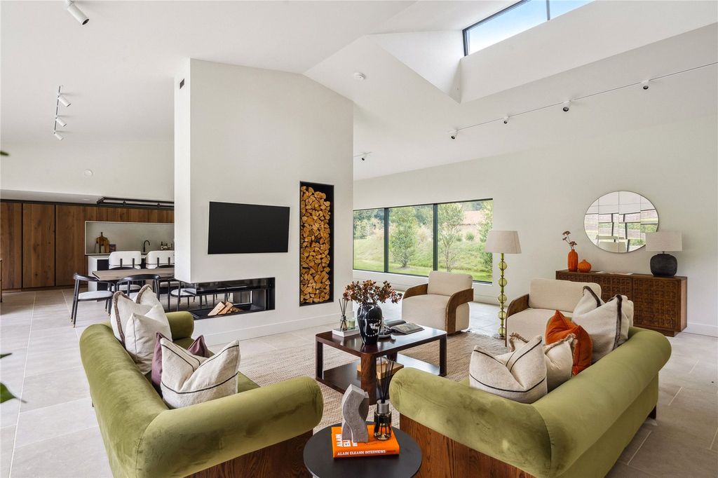 Property photo 3 of 29 Open Plan Living