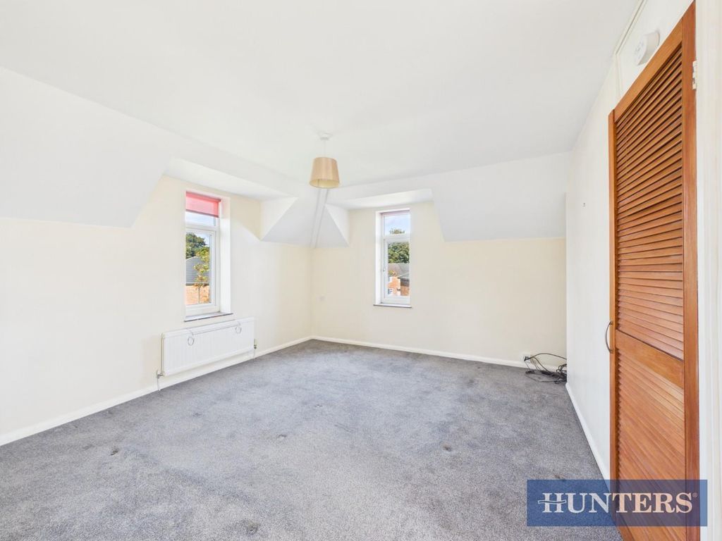 Property photo 3 of 13 Cam05655G0-Pr0202-Still001.Jpg