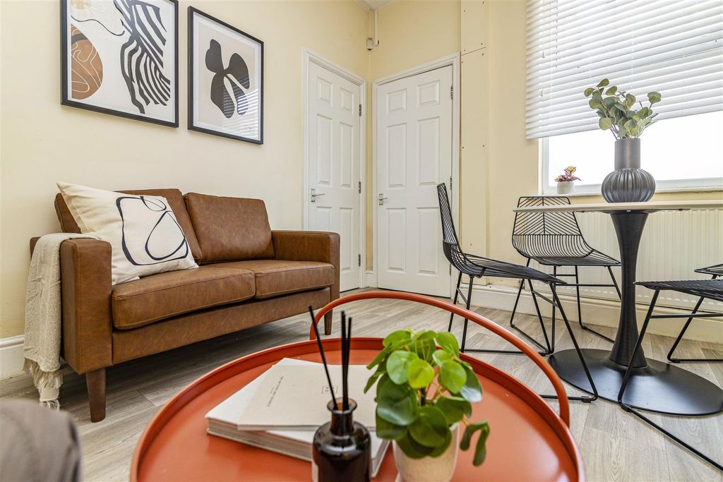 Property photo 3 of 22 Image00029.Jpg