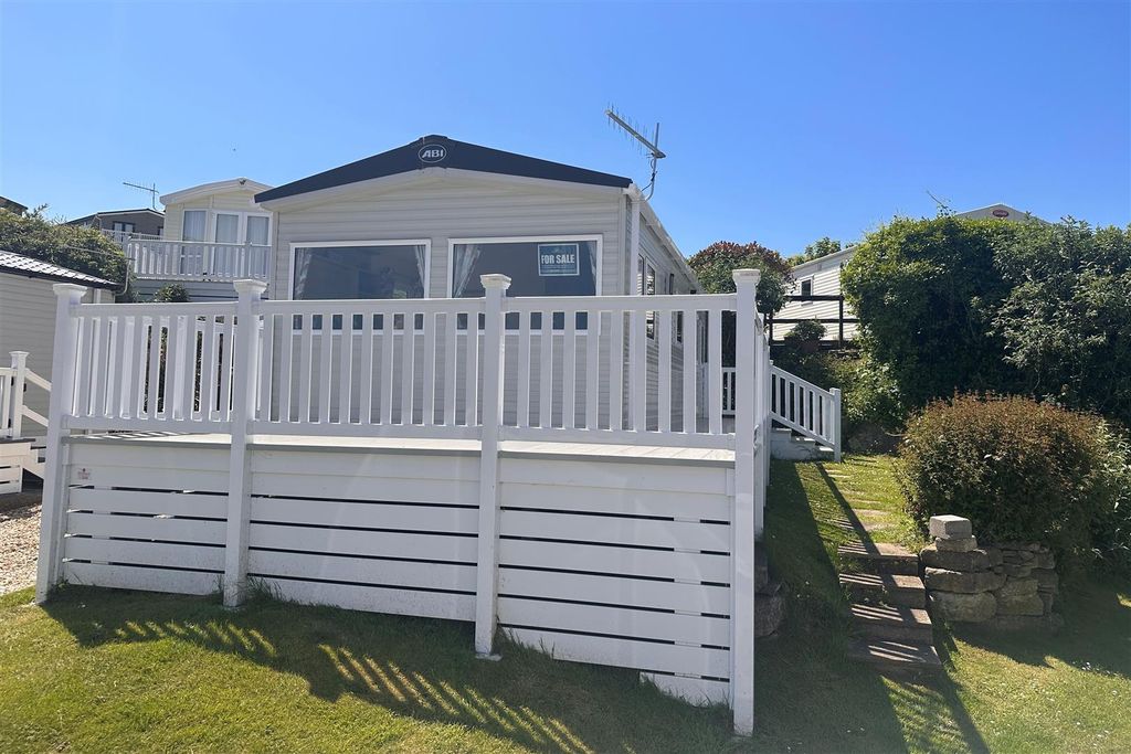 Property photo 1 of 14 4.Jpg