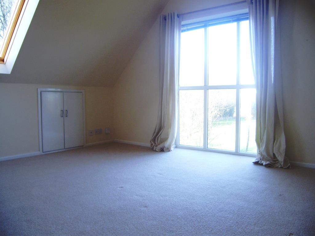 Property photo 3 of 7 Bedroom