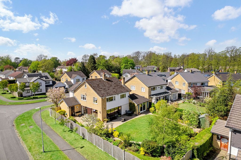 Property photo 3 of 38