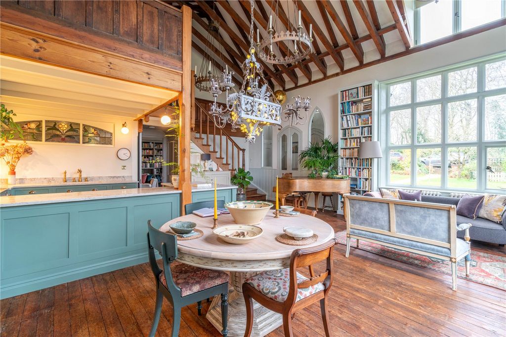 Property photo 3 of 23 Dining Area