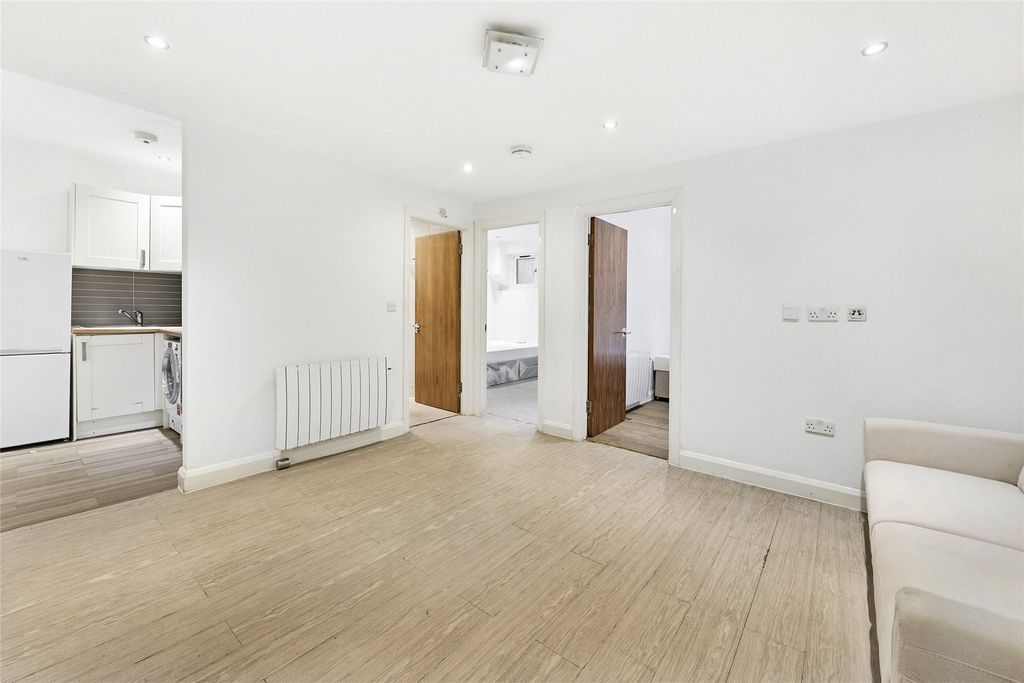 Property photo 2 of 7 Picture No. 03