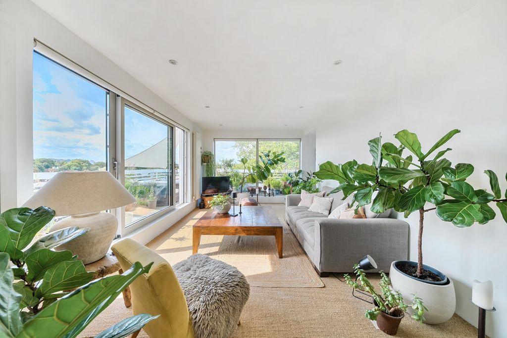 Property photo 1 of 15 Picture No. 08