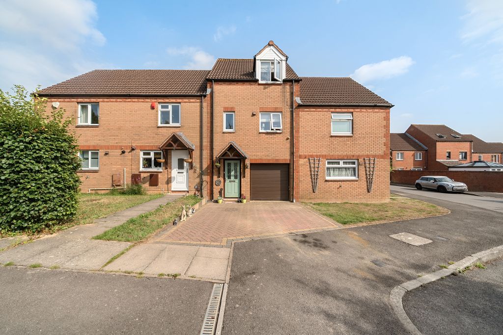 Property photo 1 of 14 133665921689Cb02Dbe5c8