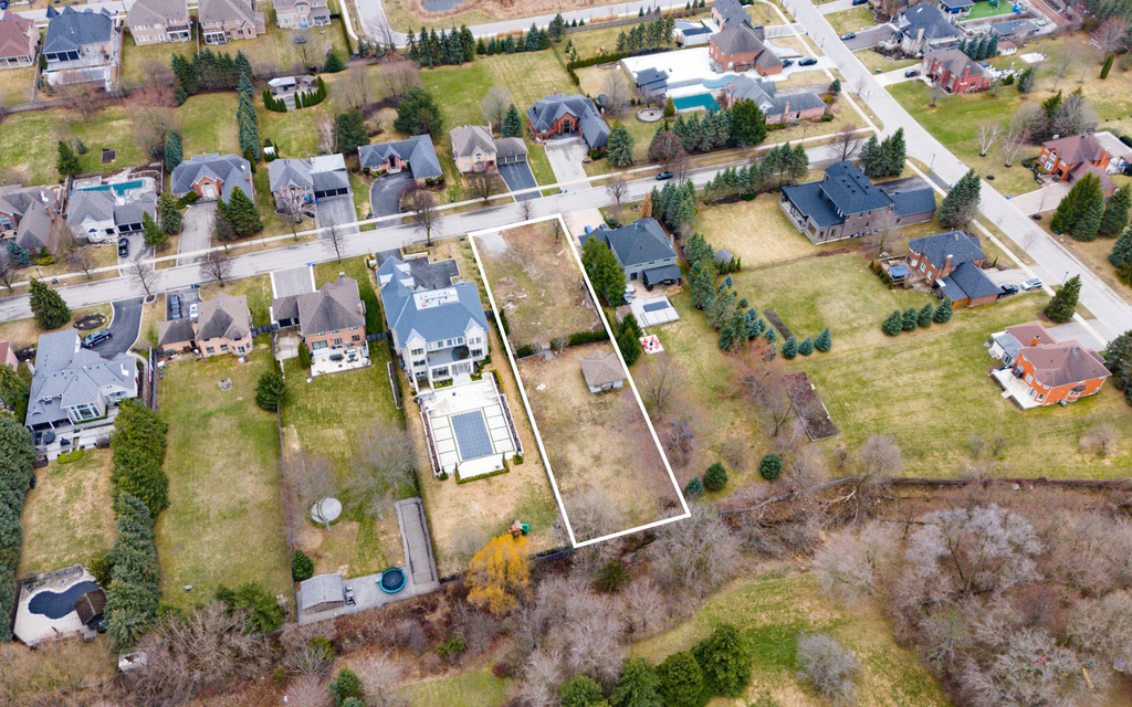 Property photo 2 of 30
