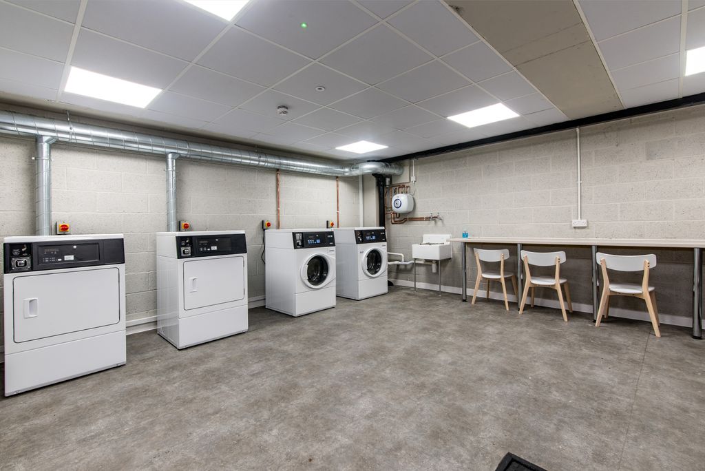 Property photo 3 of 15 Broadgate-33